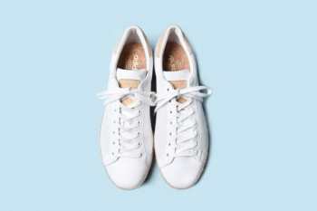 Как правильно мыть белые летние ботинки